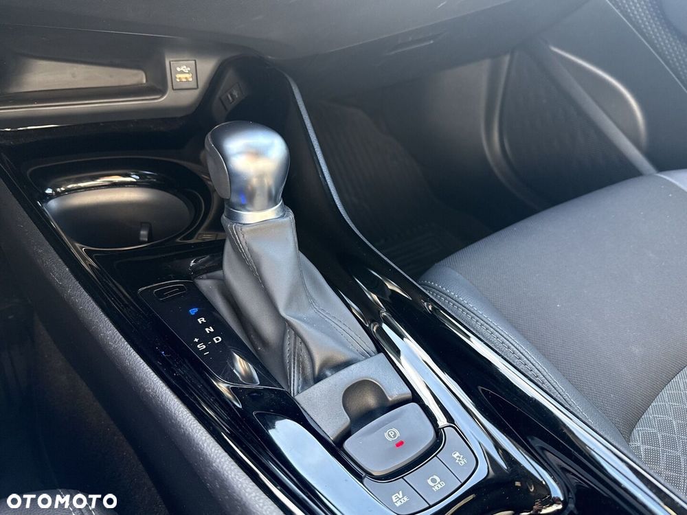 Toyota C-HR 2.0 Hybrid Style - 23