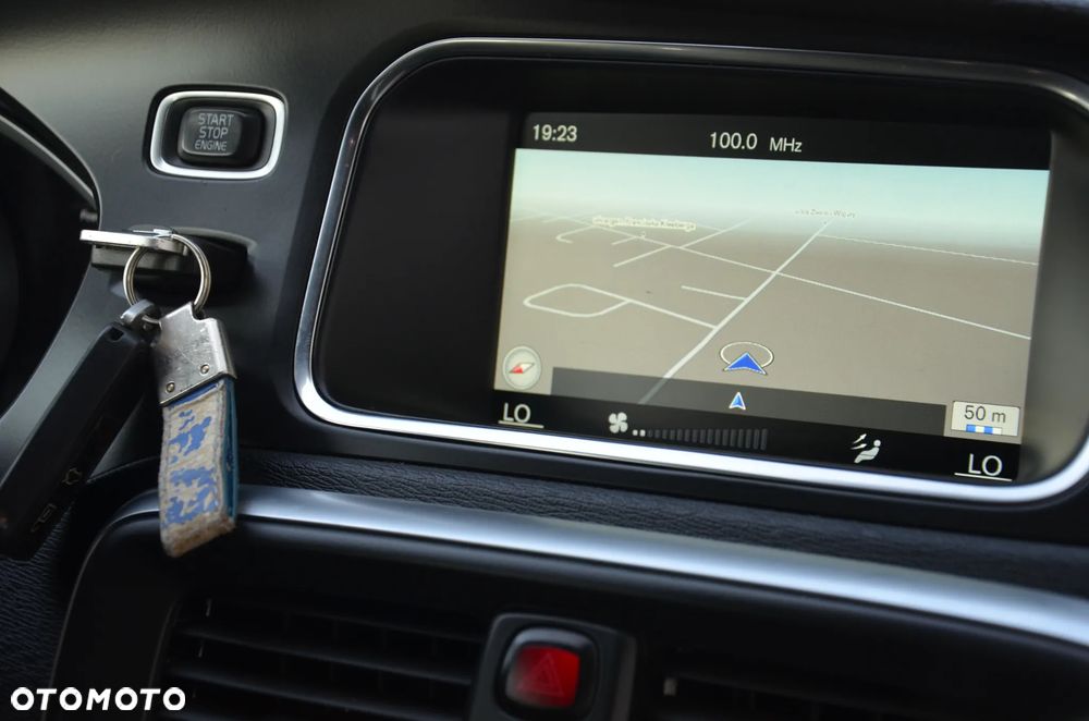 Volvo V40 D2 RDesign - 20