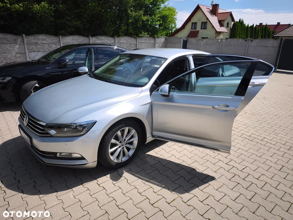 Volkswagen Passat - 18
