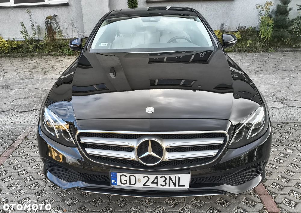 Mercedes-Benz Klasa E 200 9G-TRONIC - 2