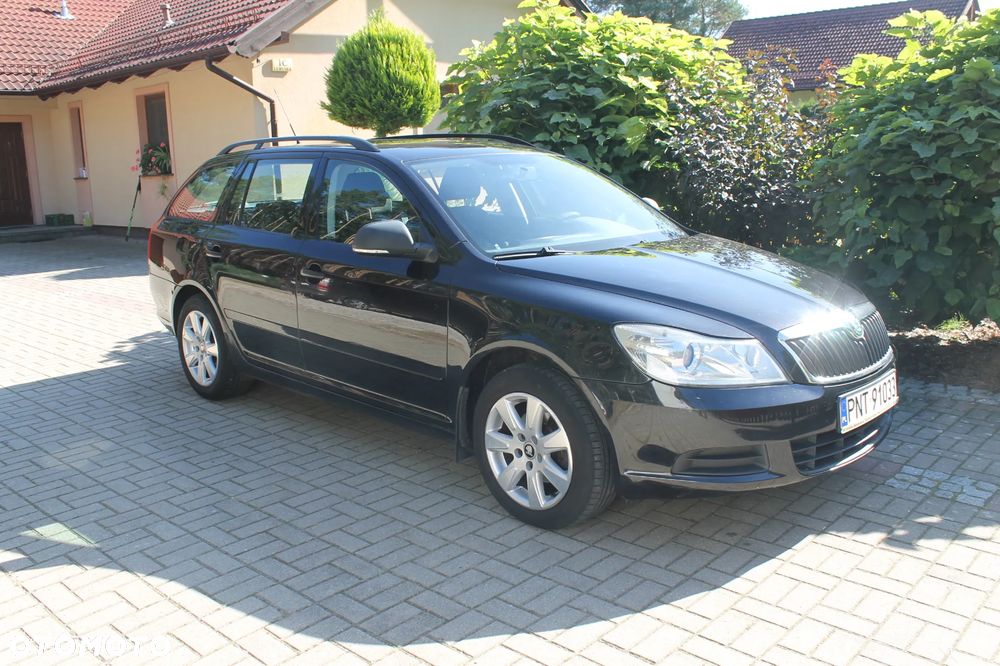 Skoda Octavia 1.6 Active - 3