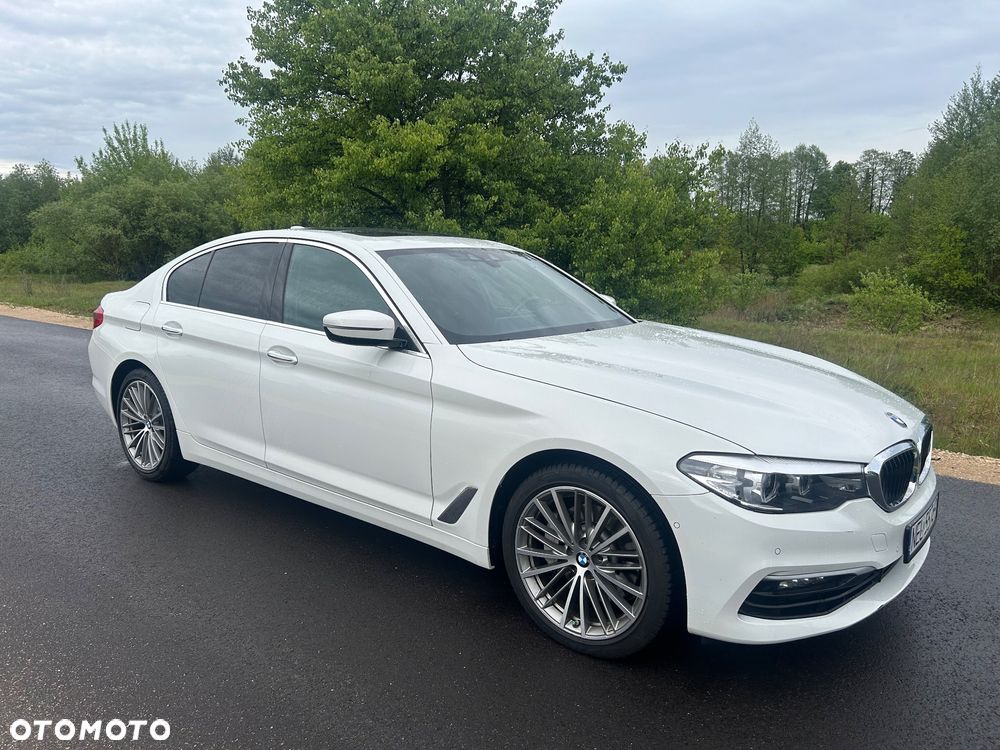 BMW Seria 5 530i xDrive Sport Line - 7