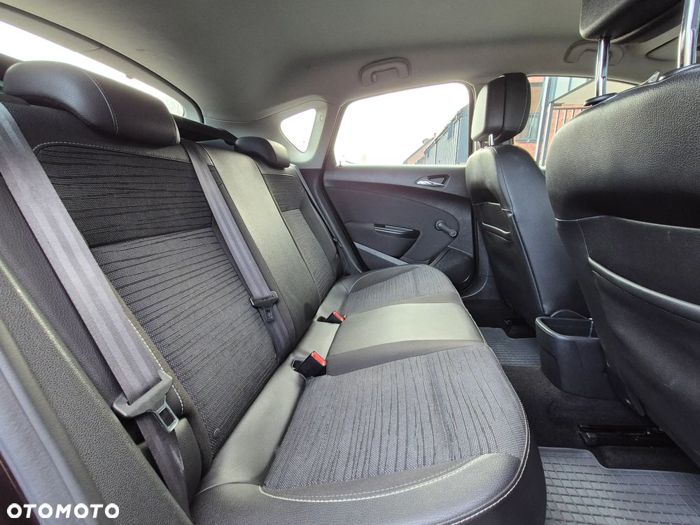 Opel Astra 1.4 T Cosmo EU6 - 10