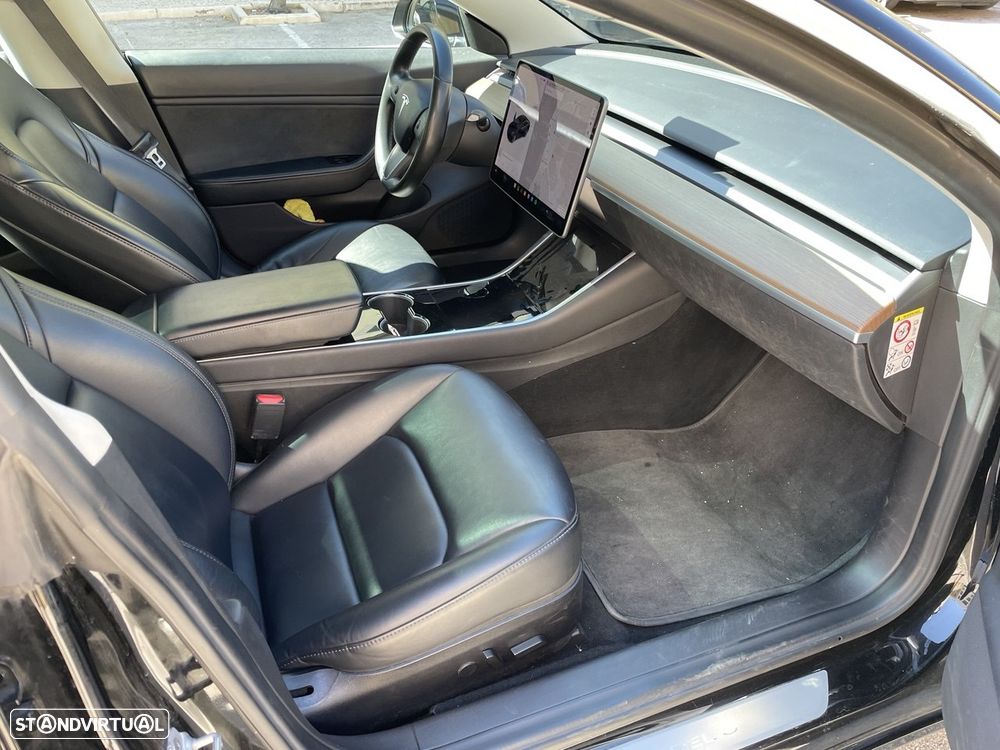 Tesla Model 3 Long Range AWD Dual Motor - 17