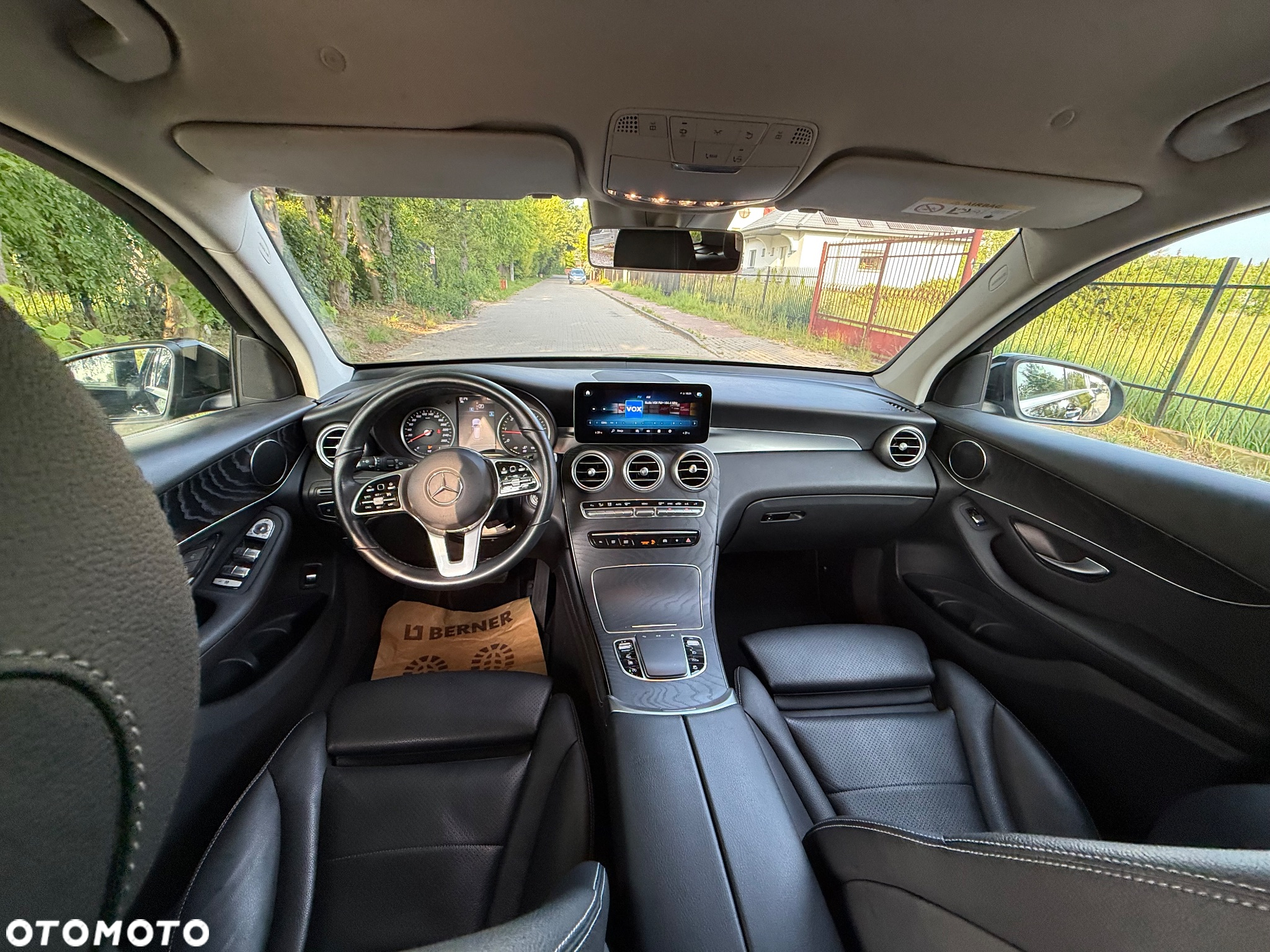 Mercedes-Benz GLC 200 d 4-Matic Business Edition - 28