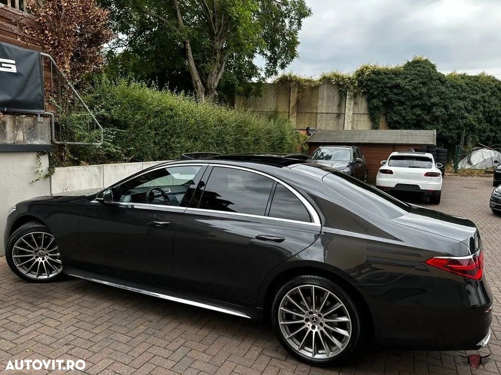 Mercedes-Benz S 350 d 4Matic 9G-TRONIC - 37