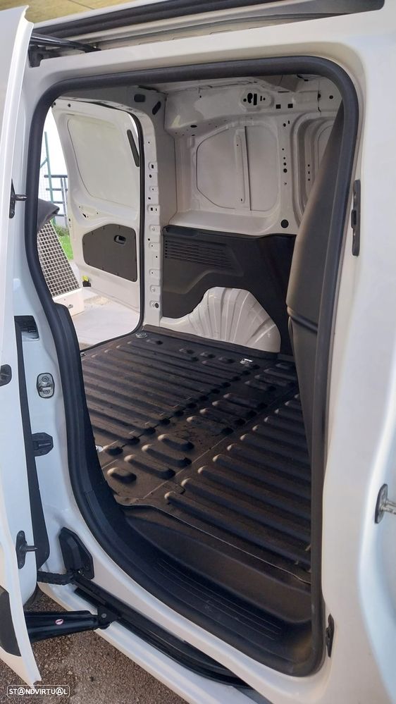 Peugeot Partner - 12