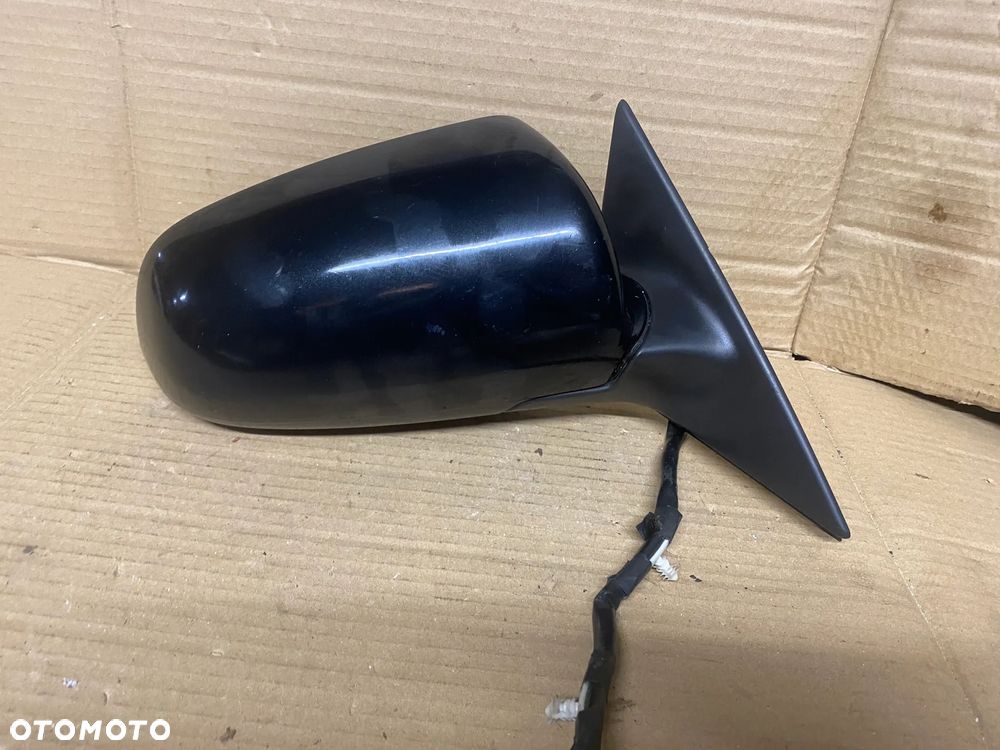 LUSTERKO PRAWE 9PIN AUDI A3 8P 408502 - 2