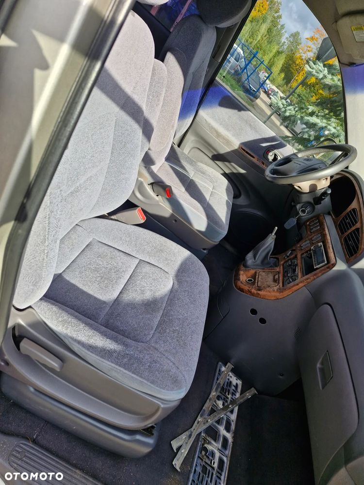 fotel / fotele / kanapy /  Kia Carnival - 2