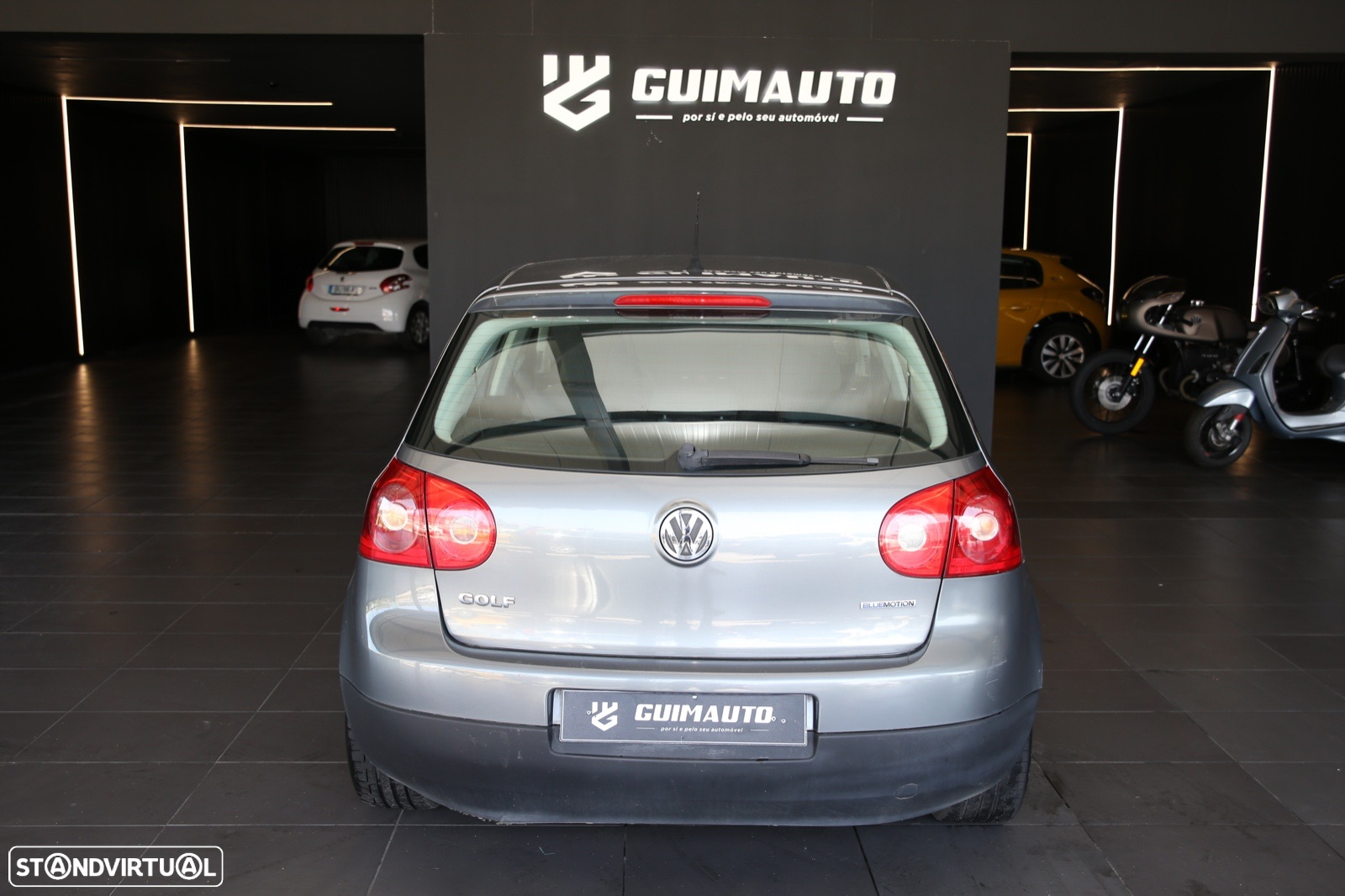 VW Golf 1.9 TDi BlueM. Confortline - 10
