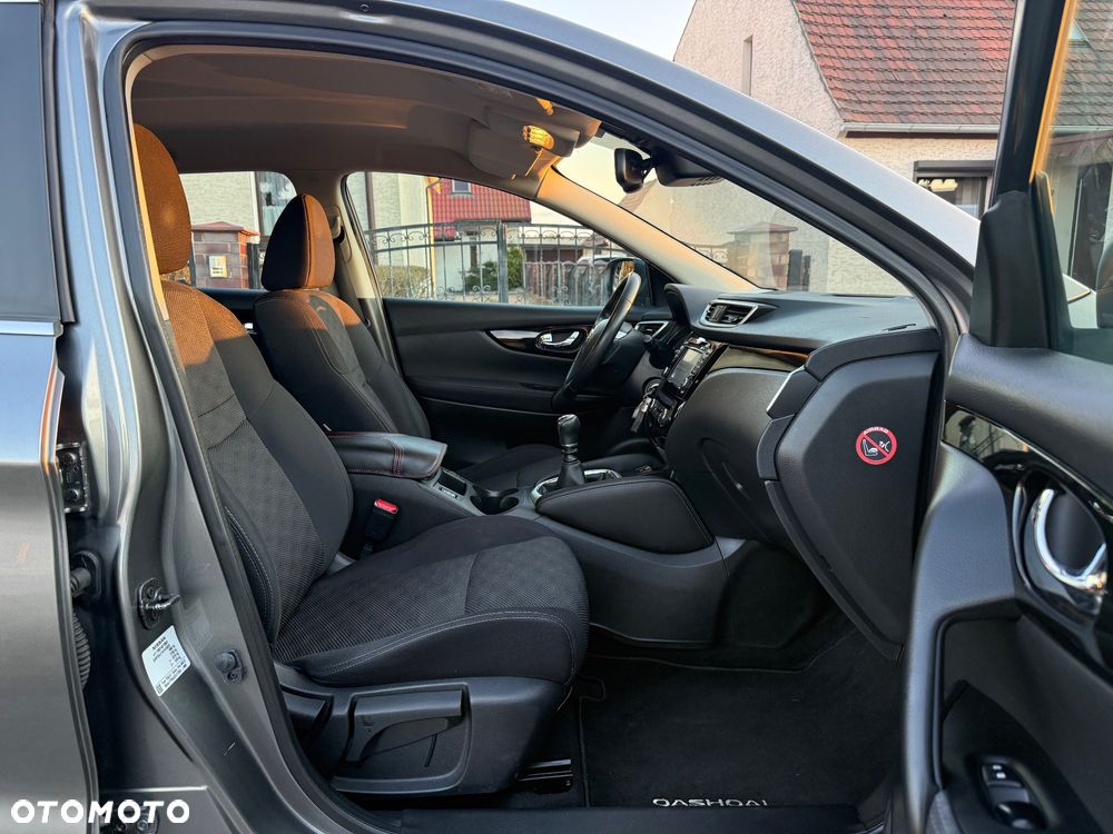 Nissan Qashqai 1.6 DCi Tekna+ - 18