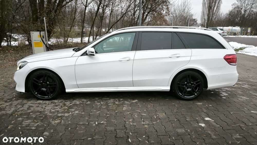 Mercedes-Benz Klasa E 250 BlueTEC 4Matic 7G-TRONIC Elegance - 11