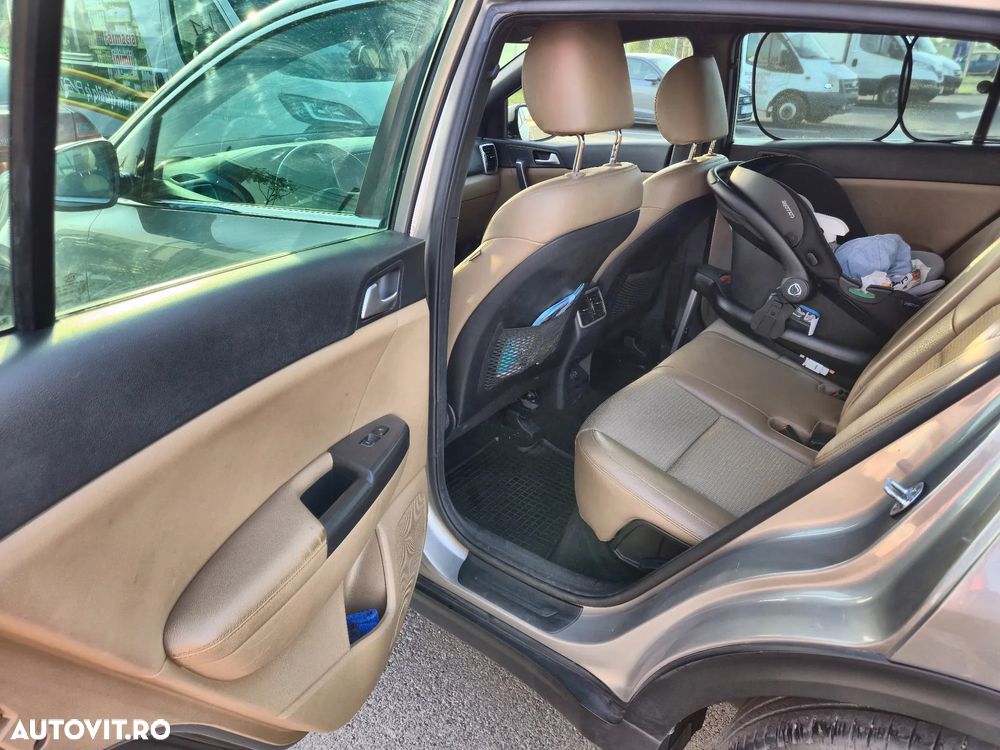 Kia Sportage 1.6 GDI 6MT 4x2 Style - 16