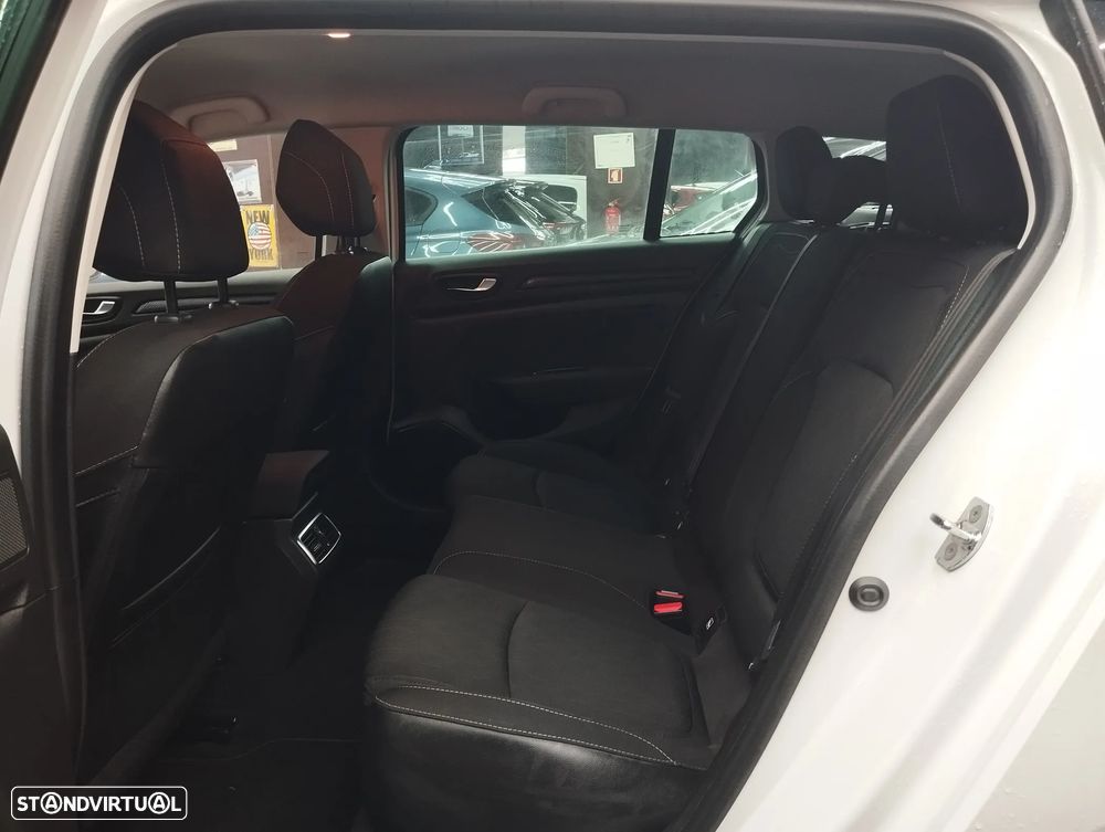 Renault Mégane Sport Tourer 1.5 Blue dCi Limited - 11