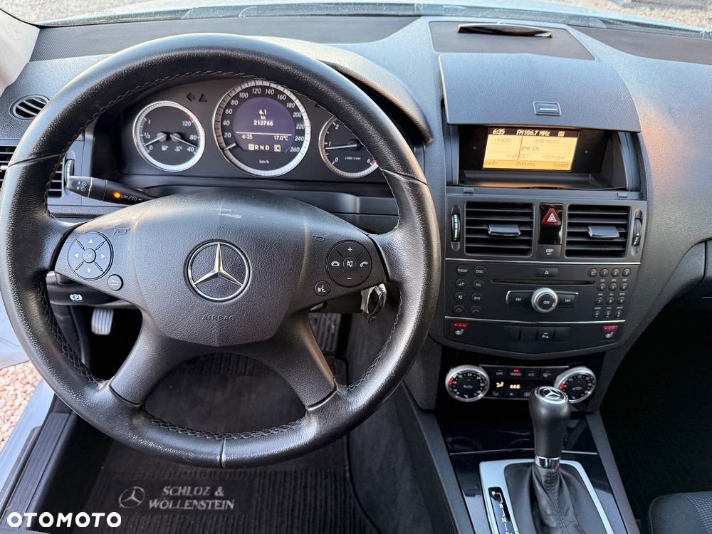 Mercedes-Benz Klasa C 220 CDI DPF Automatik Elegance - 30