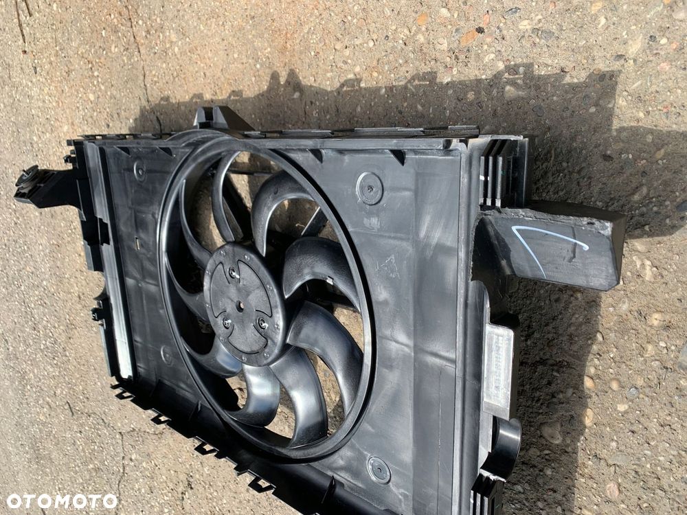 Wentylator obudowa chłodnic TESLA MODEL 3 - 4