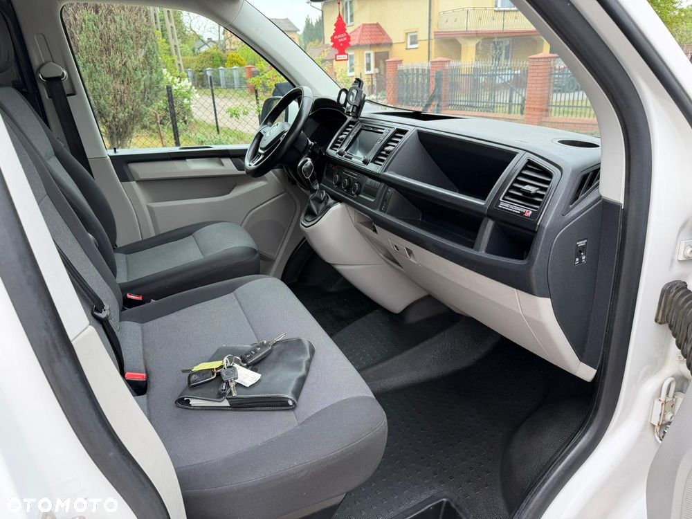 Volkswagen Transporter - 8