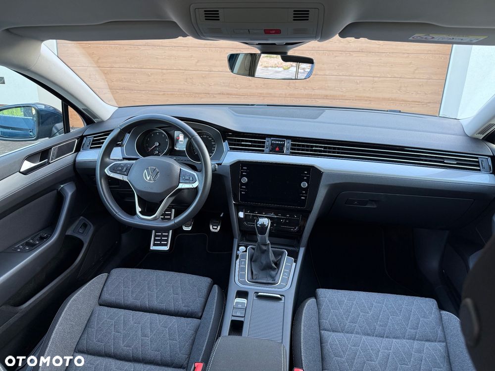 Volkswagen Passat 1.5 TSI EVO Business - 6