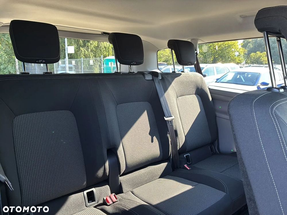 Volkswagen Caravelle 2.0 TDI L2 - 16