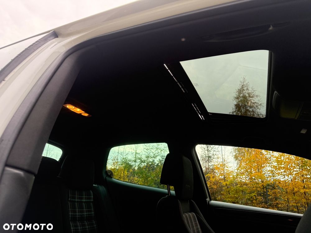 Volkswagen Golf VI 2.0 TSI GTI DSG - 13