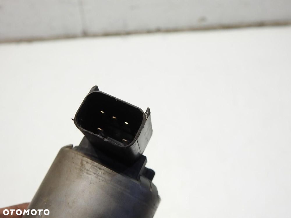 ZAWÓR EGR DODGE JOURNEY I 2.7 V6 24V 04593894AA - 3