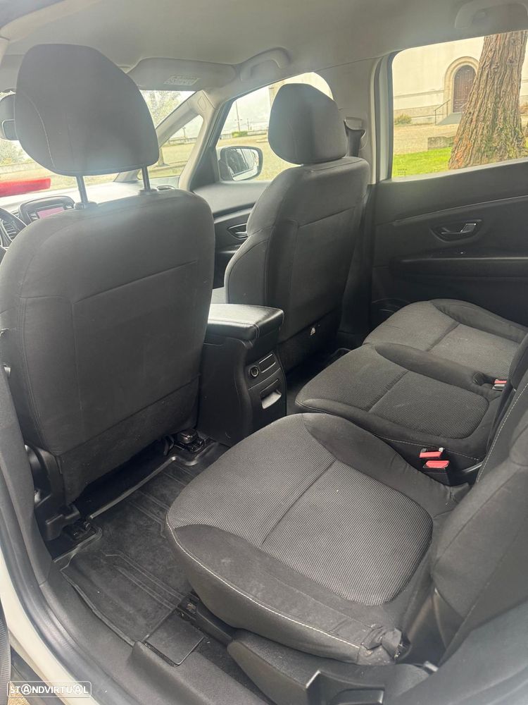 Renault Scénic ENERGY dCi 110 Business - 18