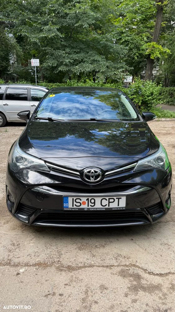 Toyota Avensis 1.8 Multidrive S Executive - 1