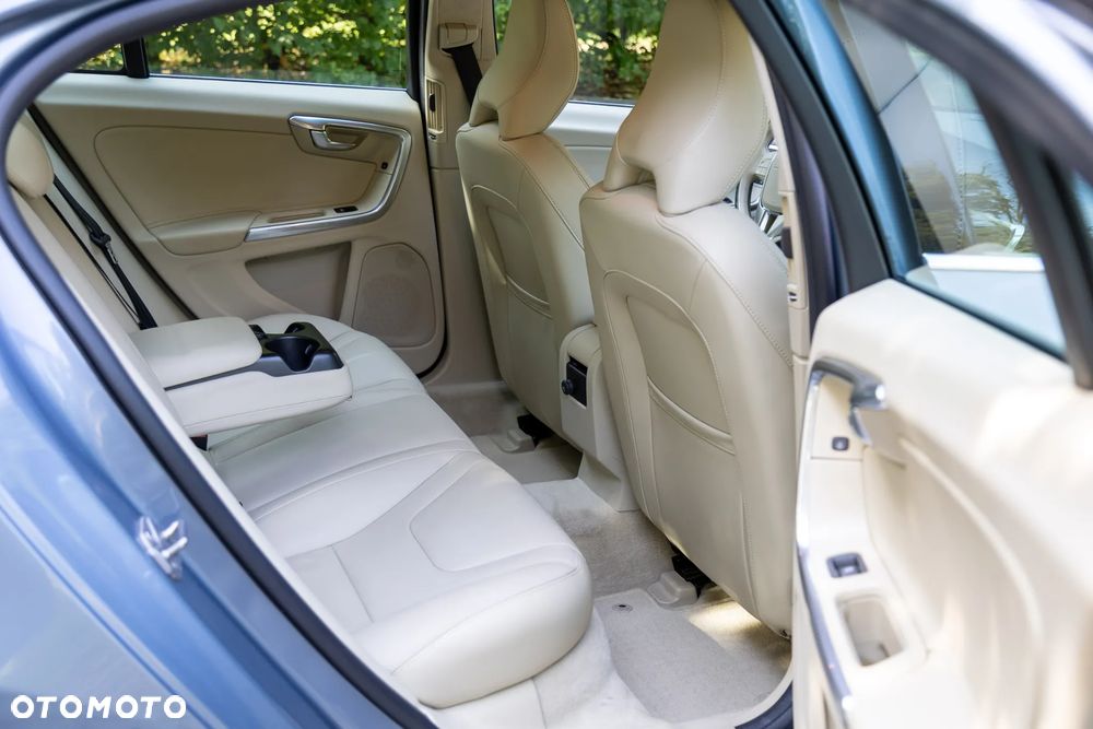 Volvo S60 T4 Drive-E Summum - 15