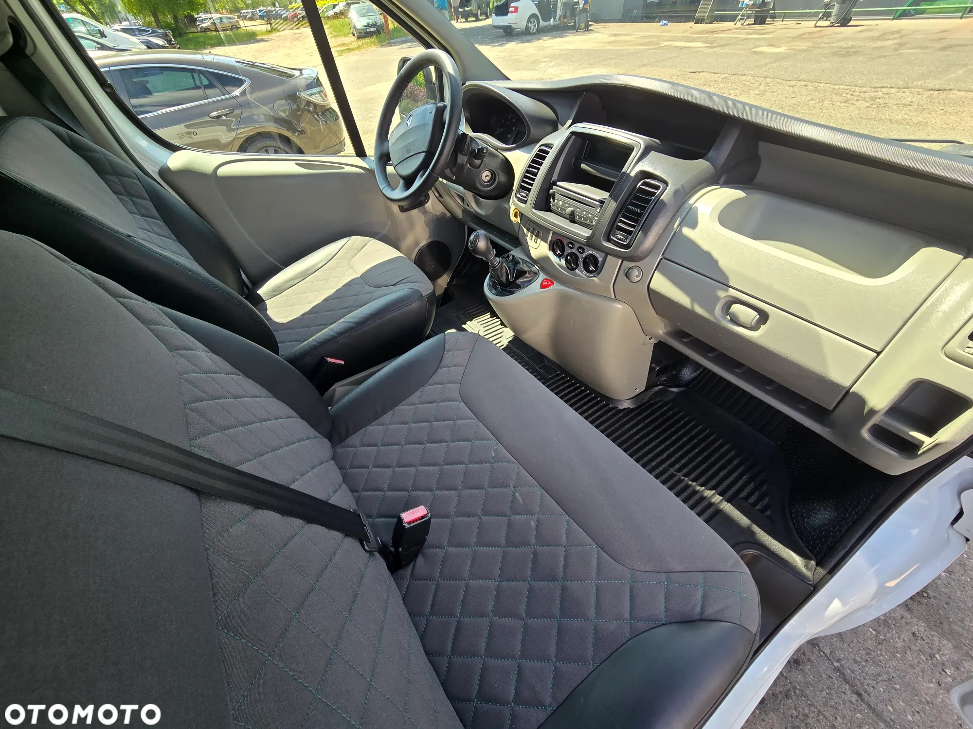Renault TRAFIC - 17