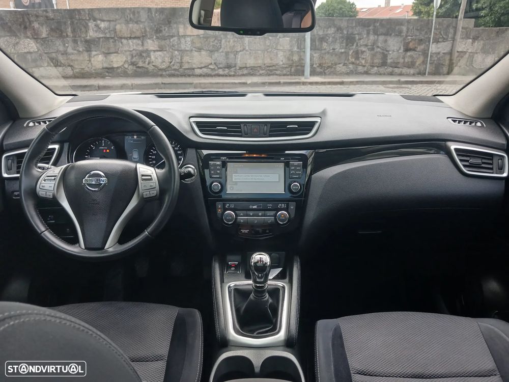Nissan Qashqai 1.5 dCi N-Connecta RS+PS - 23