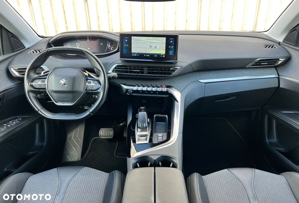 Peugeot 3008 1.5 BlueHDi Allure Pack S&S EAT8 - 9
