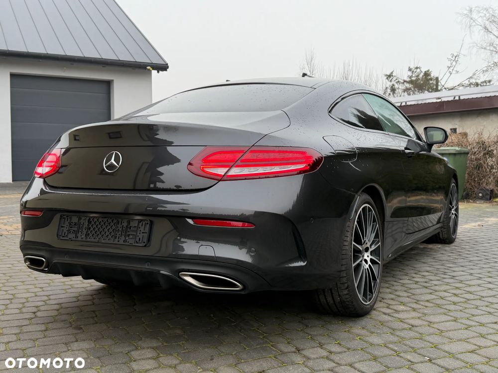 Mercedes-Benz Klasa C 200 9G-TRONIC AMG Line - 8
