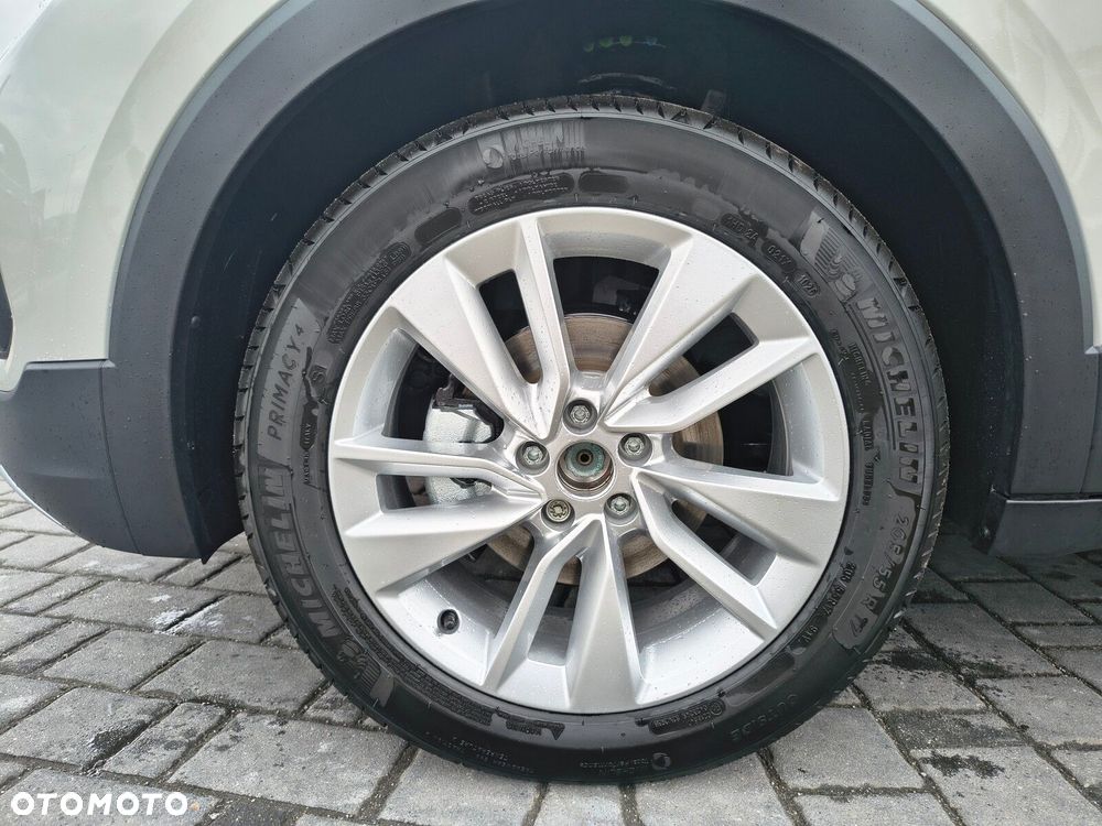 Volkswagen T-Cross - 19