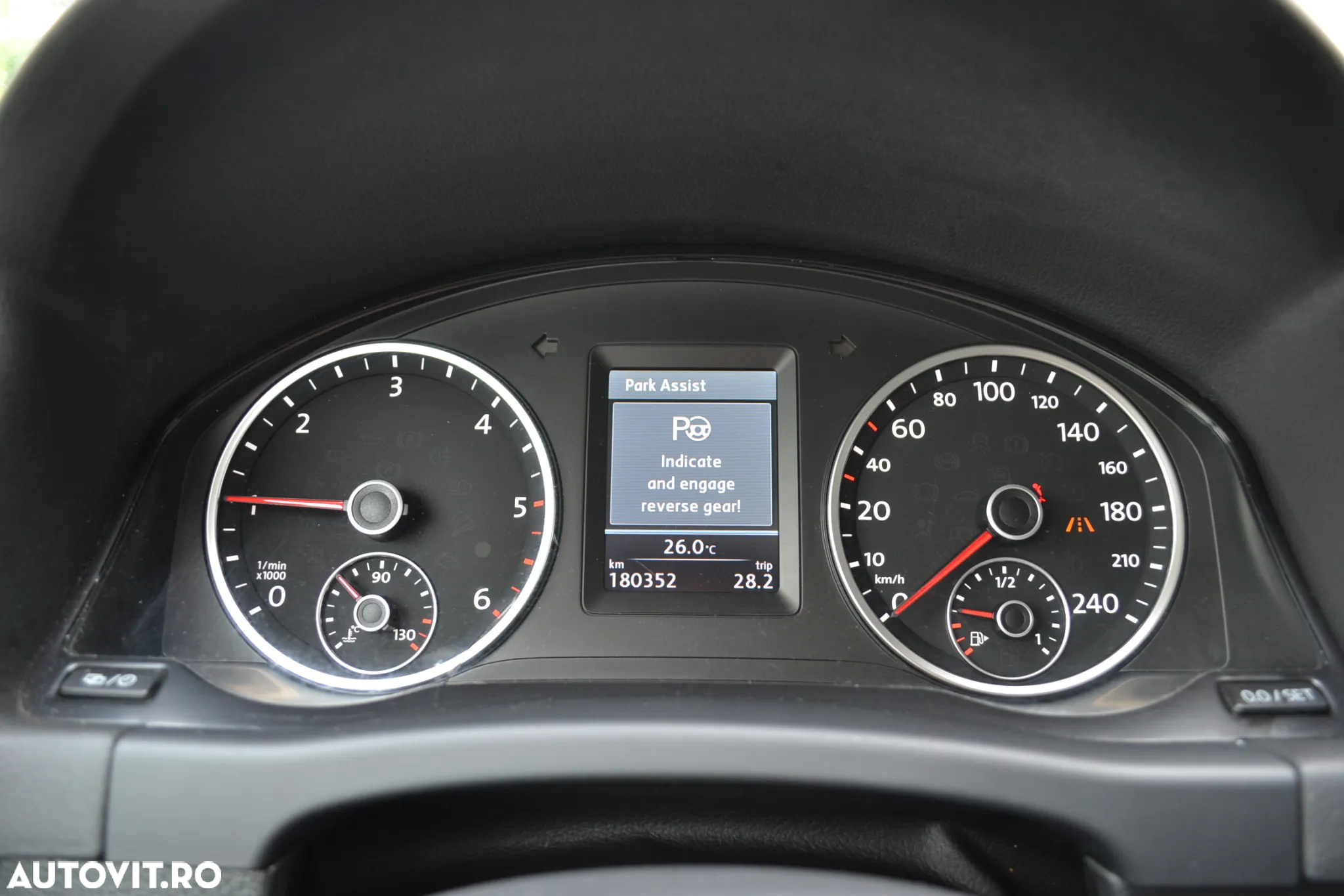 Volkswagen Tiguan 2.0 TDI 4Motion DSG BMT Sport & Style - 22