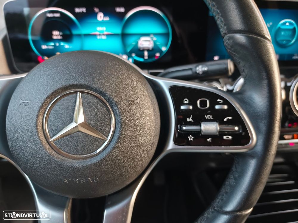 Mercedes-Benz GLA 180 d Progressive - 26