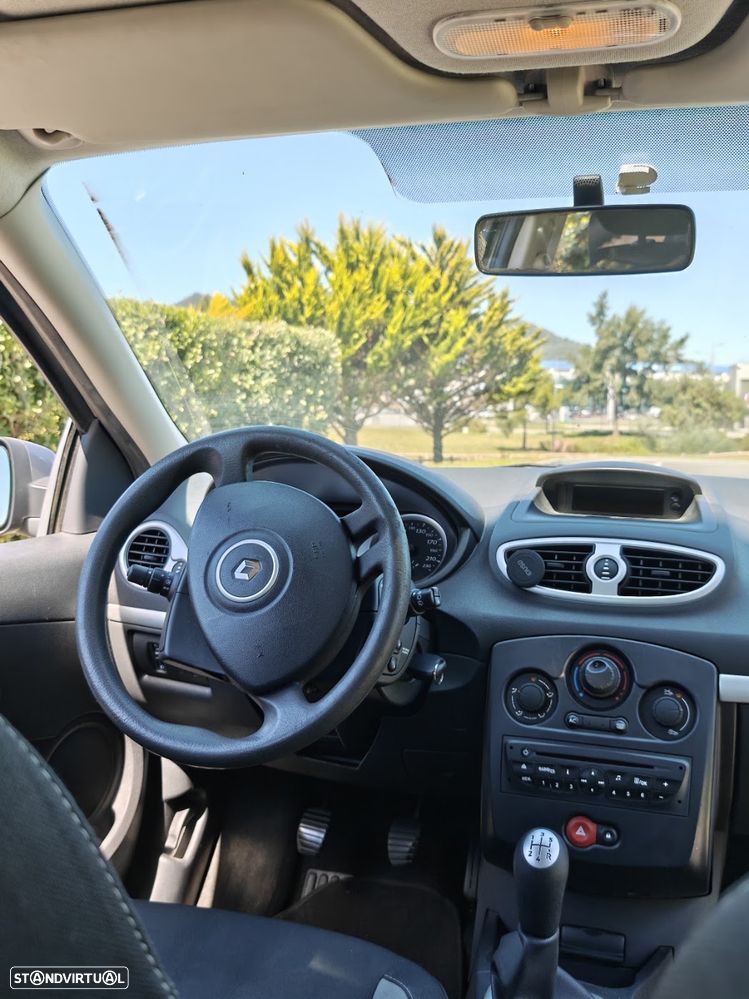 Renault Clio 1.5 dCi Confort 89g - 18