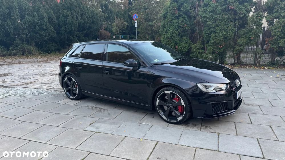 Audi RS3 Sportback Standard - 1