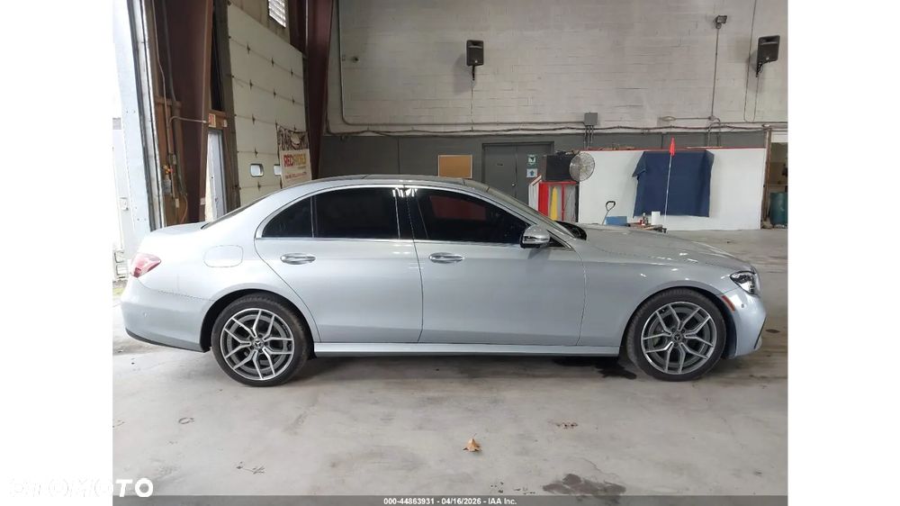 Mercedes-Benz Klasa E - 4
