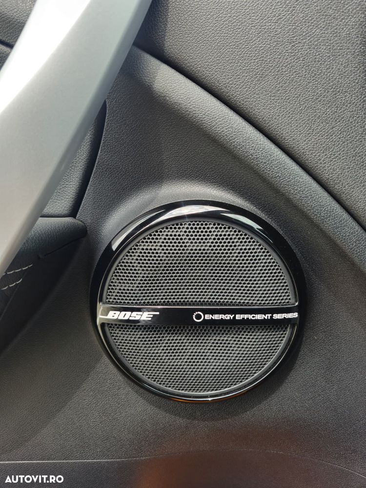 Renault Megane ENERGY dCi 110 Start & Stop Bose Edition - 11