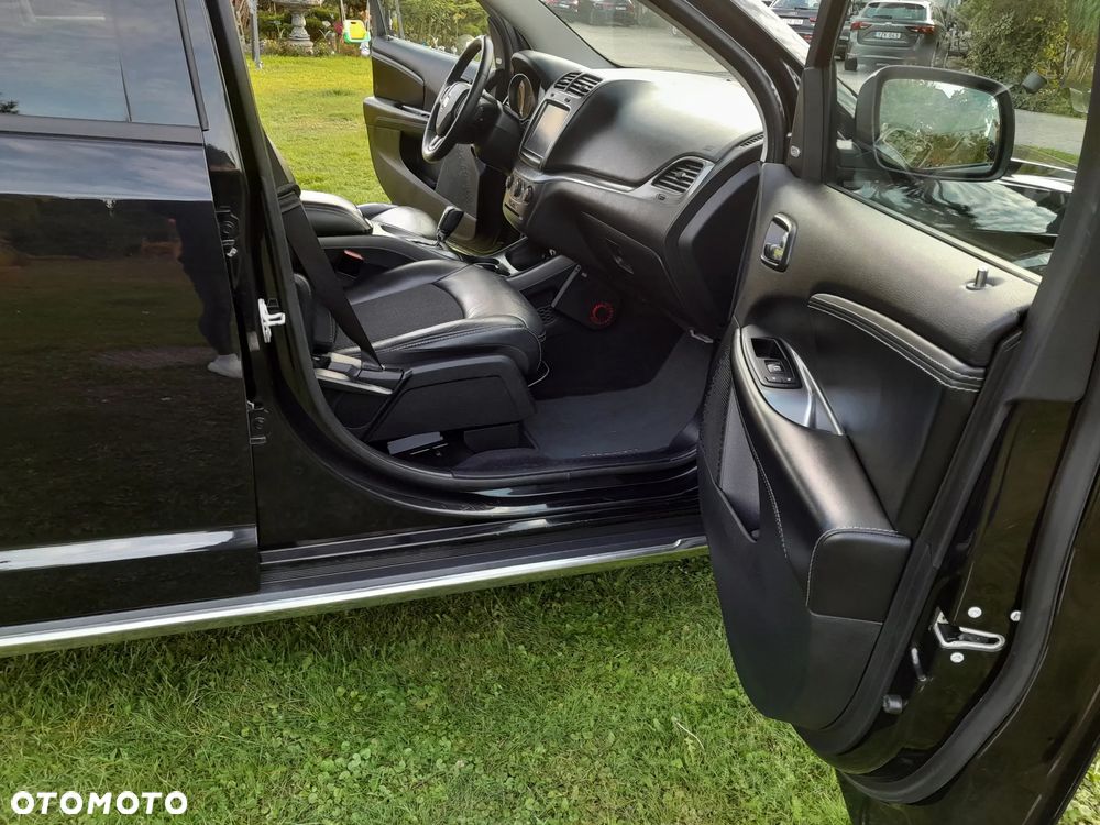 Fiat Freemont 2.0 Multijet 16V DPF Automatik Allrad Cross - 17