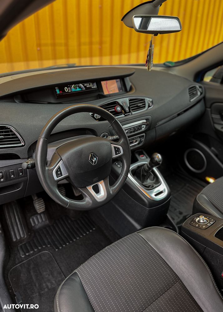 Renault Scenic Xmod 1.6 dCi Privilege - 6