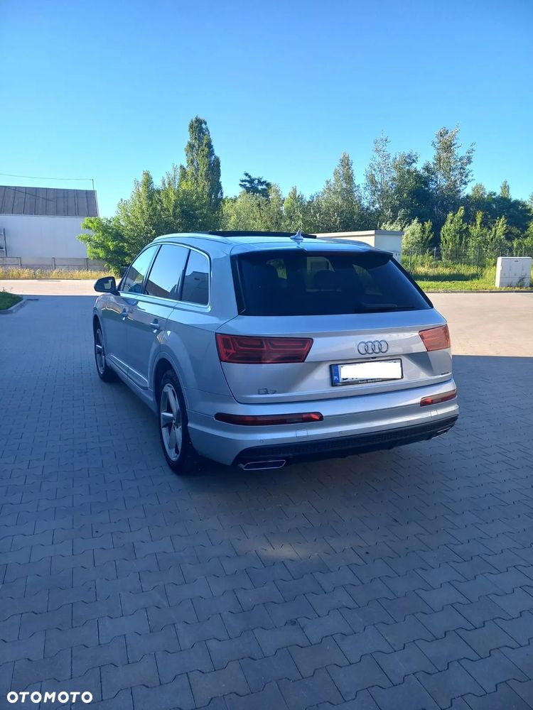 Audi Q7 - 12