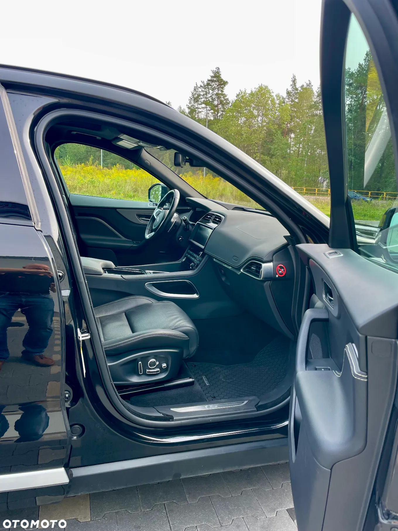 Jaguar F-Pace S AWD - 12