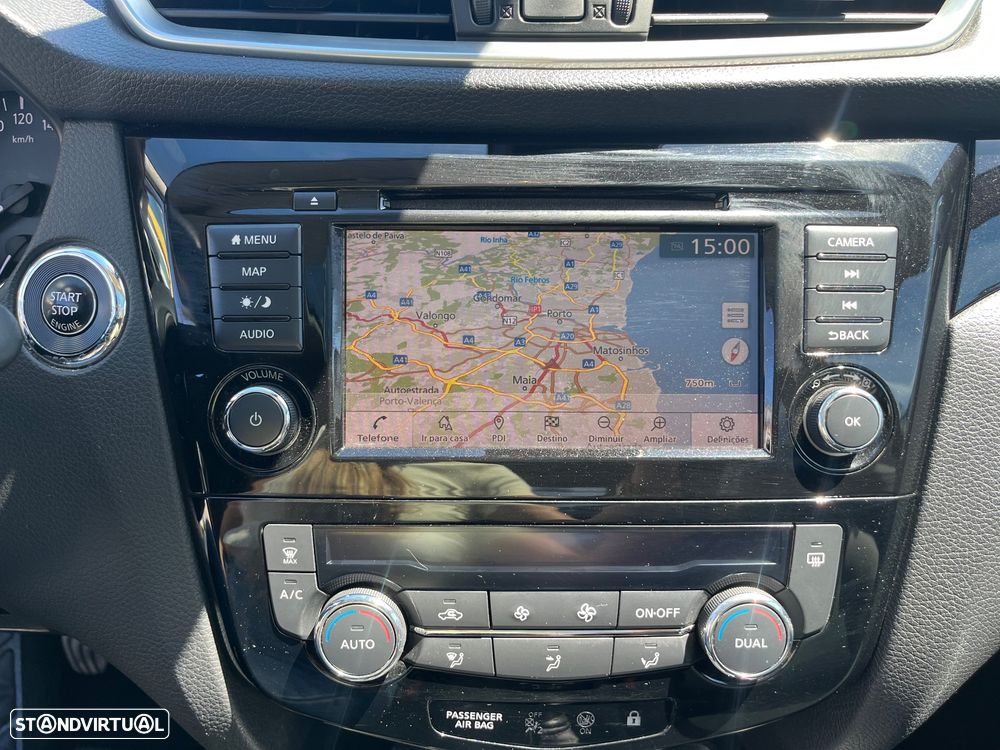 Nissan Qashqai 1.3 DIG-T N-Connecta J18 - 43