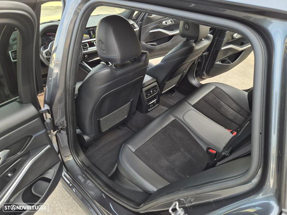 BMW 320 d Pack M Auto - 35