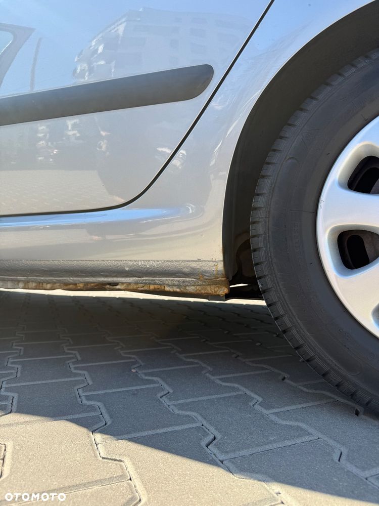 Peugeot 307 110 Automatik Premium - 21