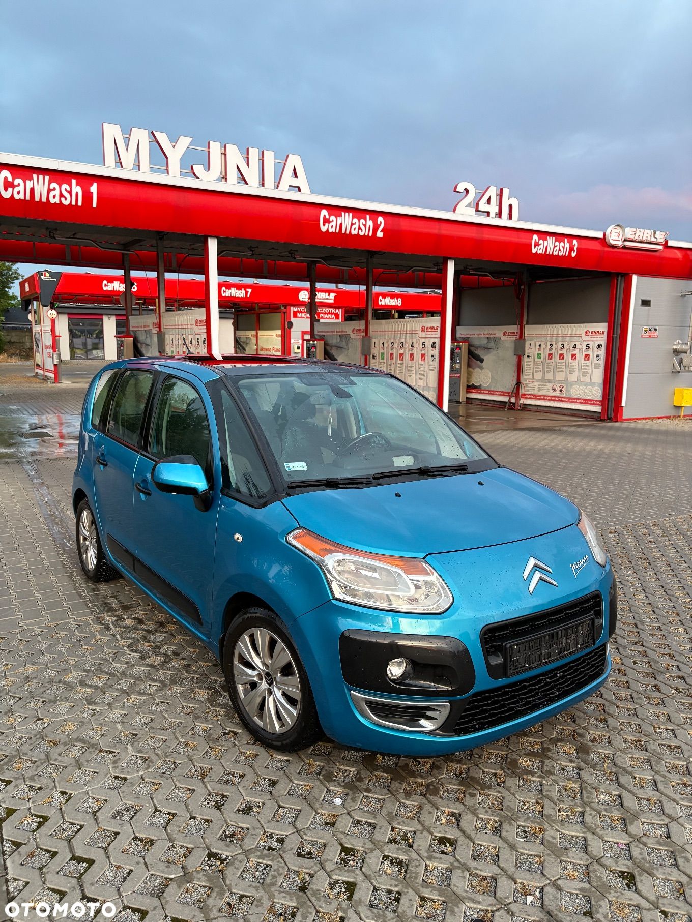 Citroën C3 Picasso 1.4i Exclusive - 1