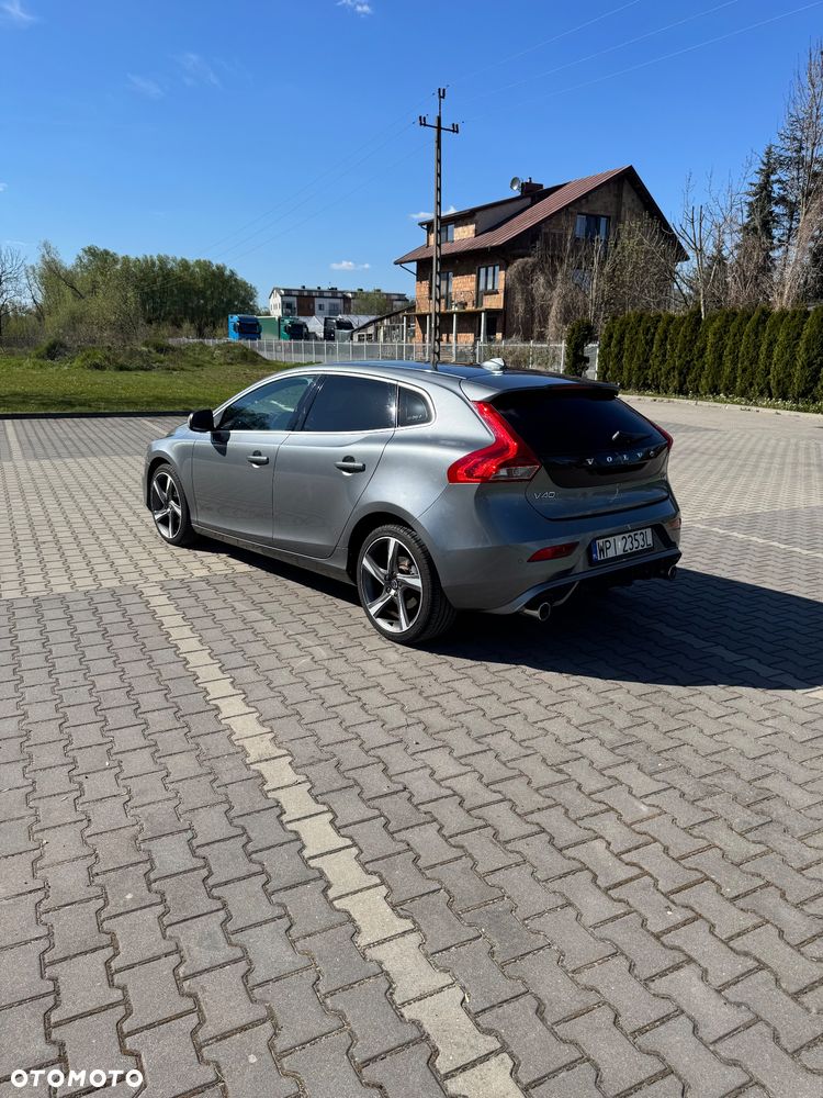 Volvo V40 D2 Drive-E R-Design Kinetic - 7