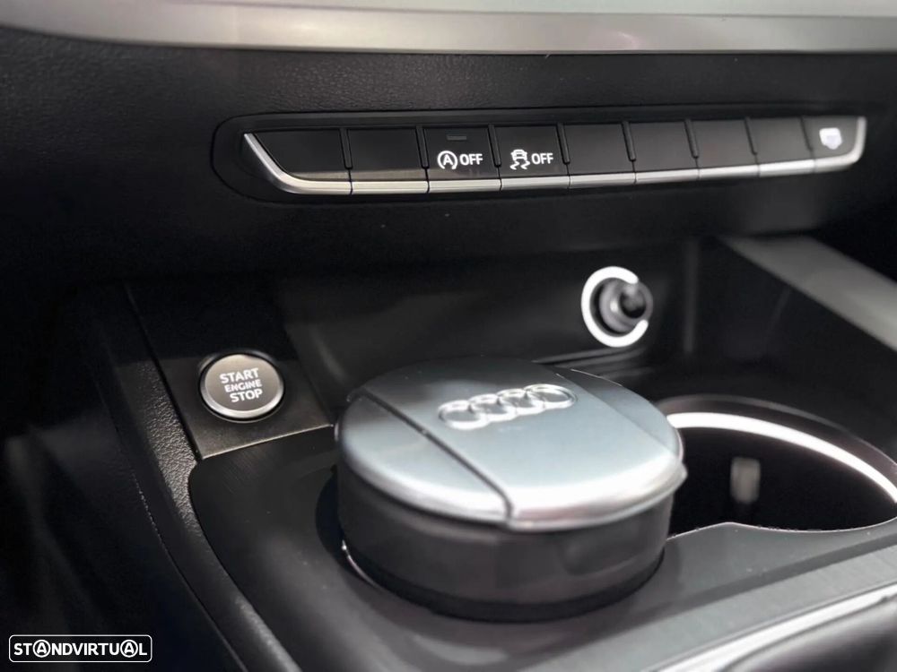 Audi A4 Avant 2.0 TDI Business Line - 13