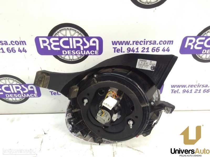 FAROLIM TRASEIRO DIREITO ALFA ROMEO MITO 2010 -156085852 - 1